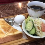 ソワール - ブレンドコーヒー330円とモーニング