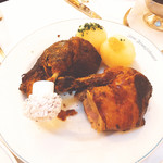 ZUM FRANZISKANER - ローストダック。ヴェーズンヘンドルのアヒル版。