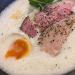 コジーナ邸 鶏白湯ラーメンと豪快な居酒屋料理＆鍋 - 
