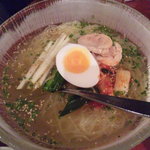 正泰苑 - 冷麺でございます