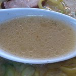 麺屋 彩未 - 【2011年08月】味噌らーめんのスープです。