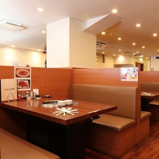 無煙ロースターを完備