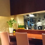 CK's Kitchen - 店内カウンター。