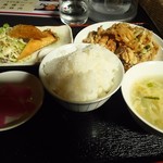 一笑閣 - ユーリンチー定食(日替り)