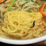 ぎょうざの満洲 - 麺