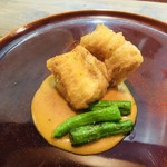 セルサルサーレ - （胡麻油で揚げた）穴子のフリット 獅子唐と ニンニクのソース