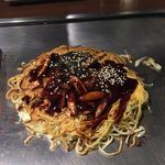 徳兵衛 広島風お好み焼き・鉄板居食家 - お好み府中焼きスペシャル