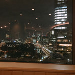 インペリアルラウンジ アクア - 右のビルはミッドプラザ日比谷