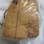 石窯パン工房サンメリー - アントワーヌレーズンブレッド　ハーフ