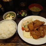 Izakaya Waraku - チキンカツ定食￥７００コーヒー付き