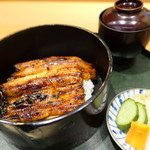 瞬 - うな丼です