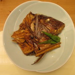 味処 大丸 - 鯛のアラダキ 900円