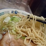 中華蕎麦 春馬 - 麺アップ⤴️