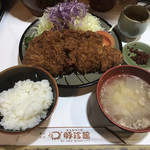 豚珍館 - ロースかつ定食