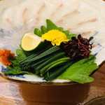 露石 - ひらめ薄造り