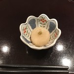 すし割烹 吟松 - 小鉢、大根の煮物！