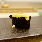 あま木 - ［2018/10］寿司⑩ 大分姫島産赤うにの軍艦巻き