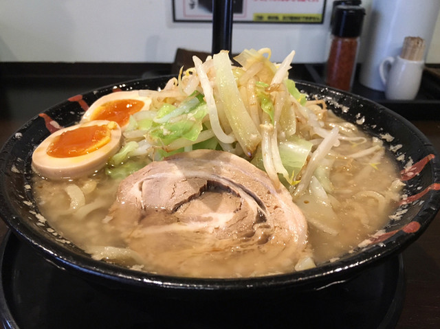 麺屋 頑張増su メンヤ ガンバリマス 苫小牧 ラーメン 食べログ