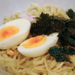 角萬 - 2011年9月　ざるそば（つけ麺）の麺が太～なった。