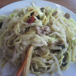 中国料理 同楽縁 - 焼きそば(450円)