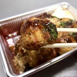 吾助 - たこ焼き＆えび焼きのMIX…500円