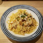 ハシヤ - キノコ×キノコ　ガリバタ醤油味は