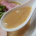 らぁ麺 飛鶏 - スープ