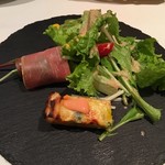 カンピオーネ - コースのサラダ（ひとり分）　個別にお皿ででてきます。