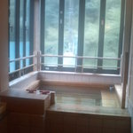 観光荘 - 楓の半露天風呂