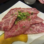 焼肉 まさ実や - 特選盛合せのカルビ