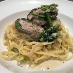 カンピオーネ - 牡蠣のクリーム生パスタ