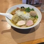 日の出製麺 - 淡麗鶏そば 大盛り  700円+味玉(ラーパス)