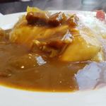 ロビン - カレーはとろみがあり