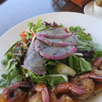 Tommy Bahama Restaurant, Bar & Store - サラダ