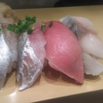 立喰 美登利 - 秋刀魚、鯵、まぐろ、さば(確か)