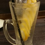 旨唐揚げと居酒メシ ミライザカ - 凍らせレモンサワー。