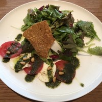 グランド キッチン - カプレーゼサラダ