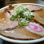 弥惣吉 - 煮干し中華(肉入り)980円