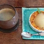 ケーキ＆ベイク ハチカフェ - 