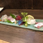 八幡八魂 - 