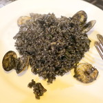 ティオ・ダンジョウ - イカ墨のパエリア