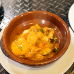 ティオ・ダンジョウ - 野菜とチョリソーのトマト煮半熟玉子添え