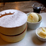 アンデルセン - 手造りホットケーキ550円　