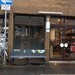 頼酒店 - 綺麗なお店でありました
      昔はカウンターでグラス借りて呑んだりしてた