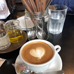 ベーカリー&レストラン 沢村 - カフェオレ