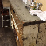 馬の手 - 古く見せかけた棚