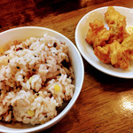 Daikokuten - ラーメン1品オーダーにつき 唐揚げ・十五穀米が食べ放題！ 個人経営ではありえない素晴らしいサービス！
