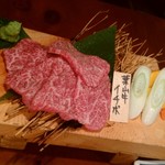 Yakiniku Horumon Doujou Yamiichi Nikusakaba - 葉山牛盛り合わせ￥2680-