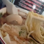 らー麺　Do・Ni・Bo - 麺上げ⤴️