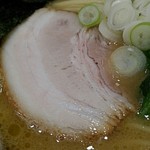 結び - 横濱家系豚骨醤油らぁ麺のチャーシュー